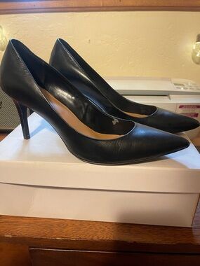Calvin Klein Classic Black Pointed-Toe Women’s Pumps 
Gayle Kid Skin